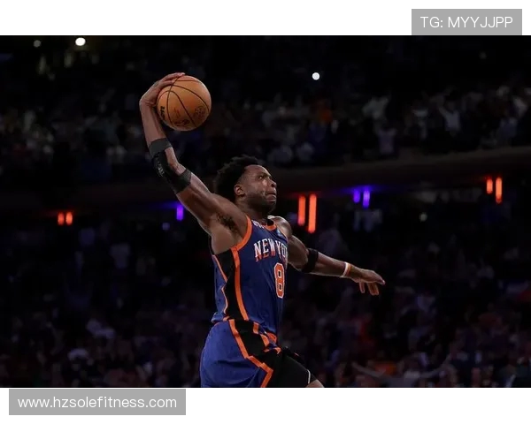 菲尼克斯太阳迎战强敌，季后赛关键战役前瞻与球员表现分析